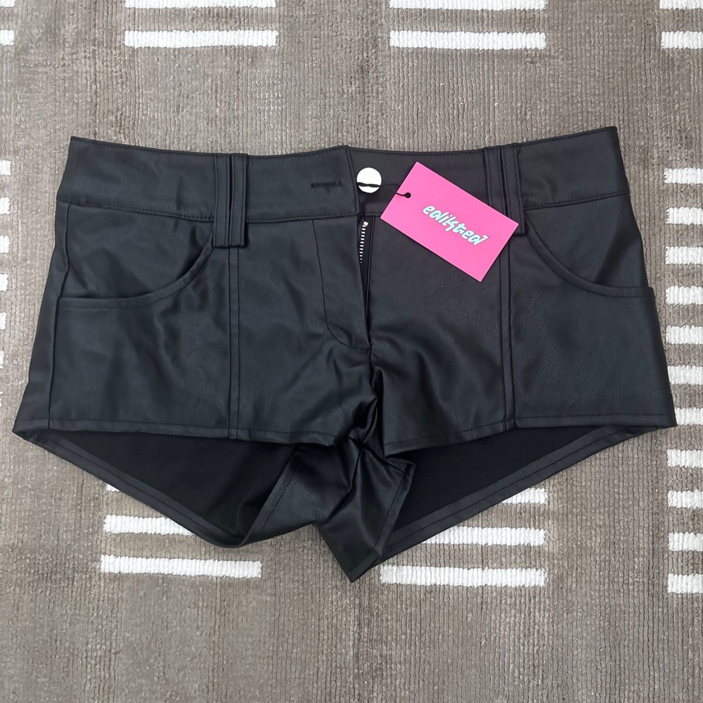 Edikted High Waist Black Women's Shorts